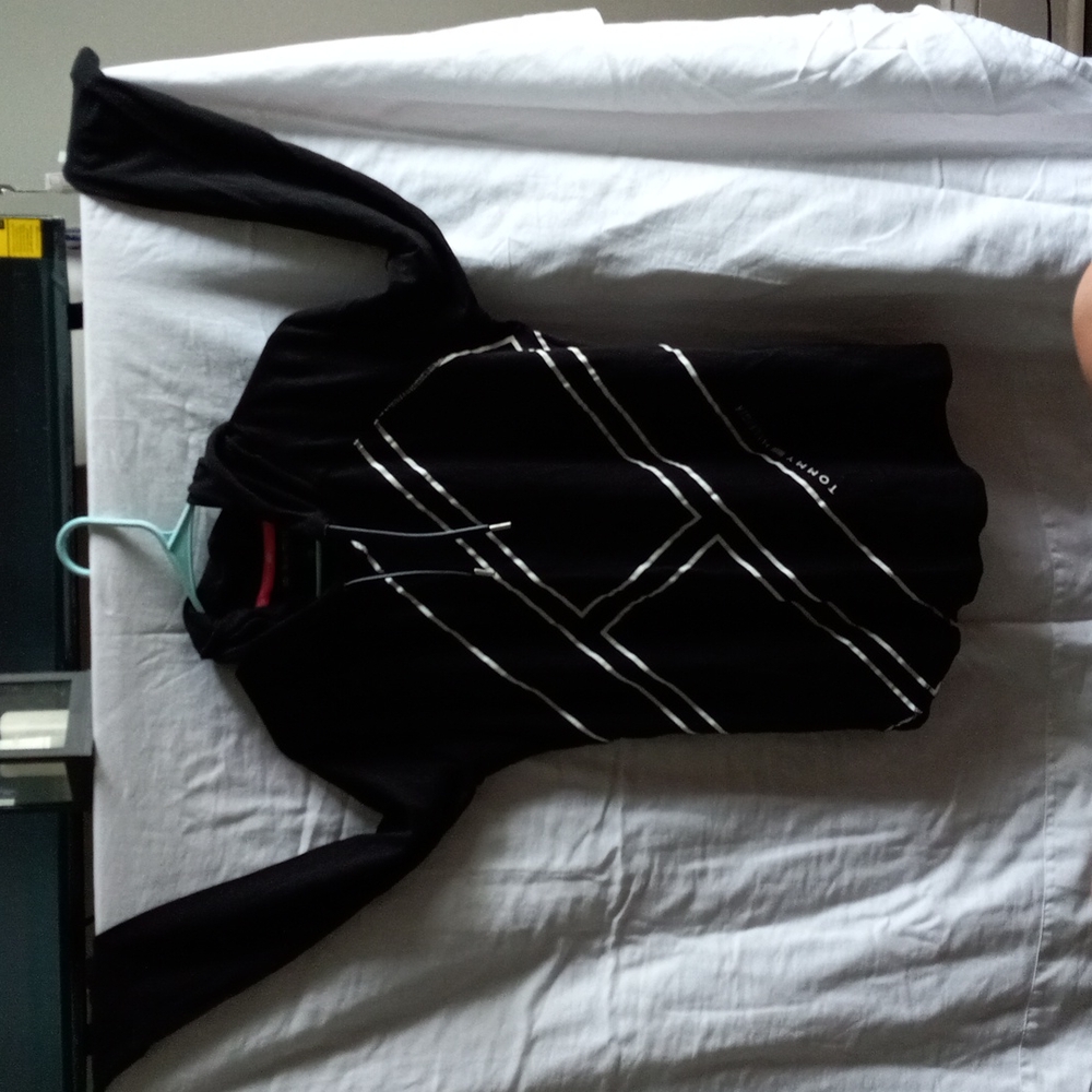 XL ladies blk top TH